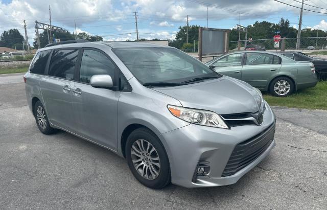 2020 TOYOTA SIENNA XLE, 