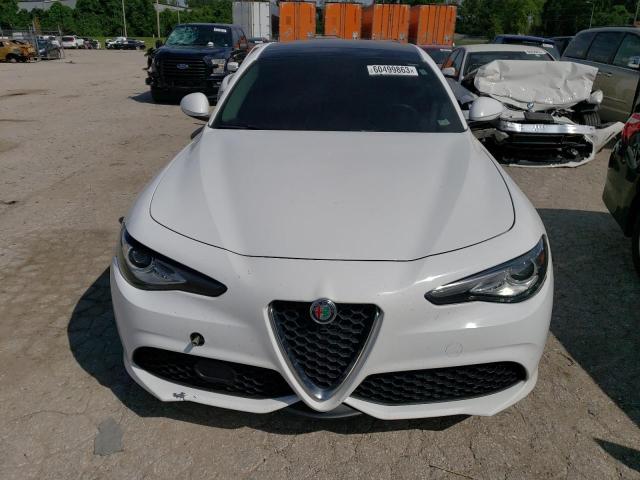 ZARFAEDN9H7532706 - 2017 ALFA ROMEO GIULIA Q4 WHITE photo 5