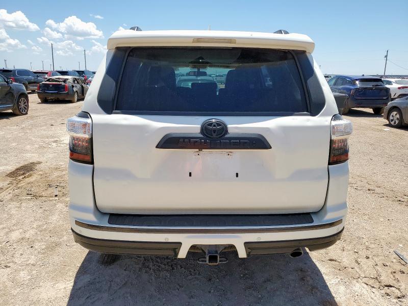 JTEZU5JR1K5207147 - 2019 TOYOTA 4RUNNER SR5 白色 照片 6