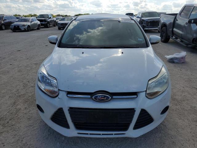 1FADP3F25EL183477 - 2014 FORD FOCUS SE WHITE photo 5