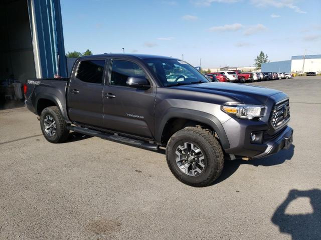 3TMCZ5AN8JM131573 - 2018 TOYOTA TACOMA DOUBLE CAB GRAY photo 4