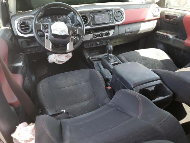 3TMBZ5DN7JM012484 - 2018 TOYOTA TACOMA DOUBLE CAB 白色 照片 8