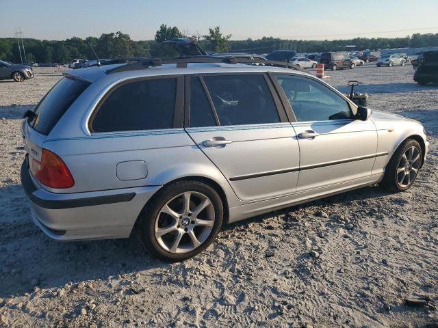 WBAEN33464PC13040 - 2004 BMW 325 IT SILVER photo 3