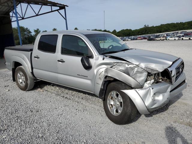 3TMJU62N68M066498 - 2008 TOYOTA TACOMA DOUBLE CAB PRERUNNER SILVER photo 4