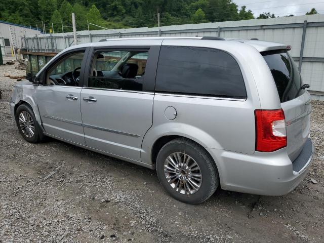 2A4RR6DG2BR712620 - 2011 CHRYSLER TOWN & COU LIMITED SILVER photo 2