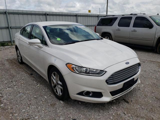 3FA6P0HD9GR221285 - 2016 FORD FUSION SE WHITE photo 4