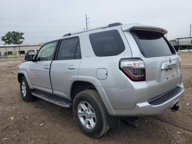 JTEFU5JR6P5297888 - 2023 TOYOTA 4RUNNER SR5 SILVER photo 2
