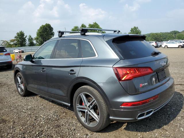 WA1A4BFY7J2143240 - 2018 AUDI SQ5 PREMIUM PLUS GRAY photo 2