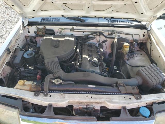 1N6DD26S4WC377672 - 1998 NISSAN FRONTIER KING CAB XE WHITE photo 11