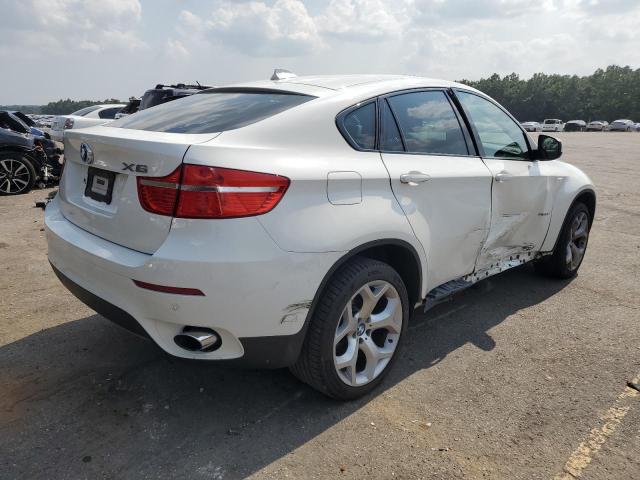 5UXFG2C55BLX06387 - 2011 BMW X6 XDRIVE35I WHITE photo 3