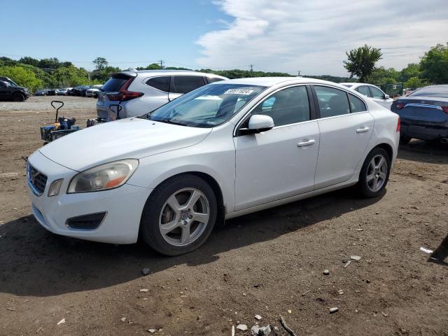 YV1622FSXC2112347 - 2012 VOLVO S60 T5 WHITE photo 1