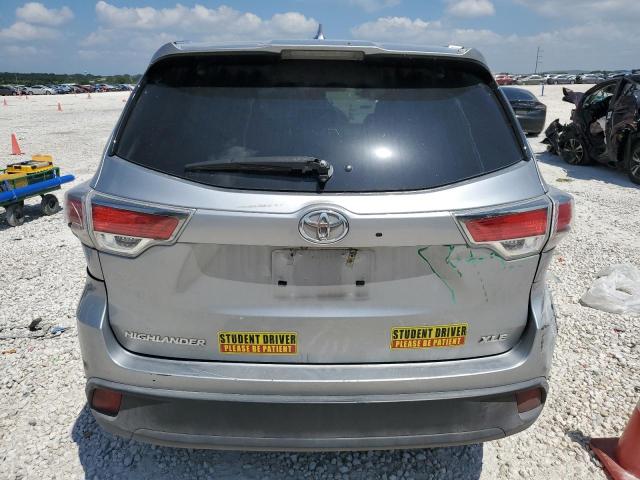 5TDKKRFH8FS076107 - 2015 TOYOTA HIGHLANDER XLE SILVER photo 6