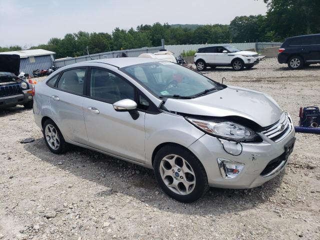 3FADP4CJ4CM103339 - 2012 FORD FIESTA SEL SILVER photo 4