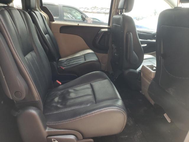 2C4RC1CG3GR194438 - 2016 CHRYSLER TOWN & COU TOURING L WHITE photo 11