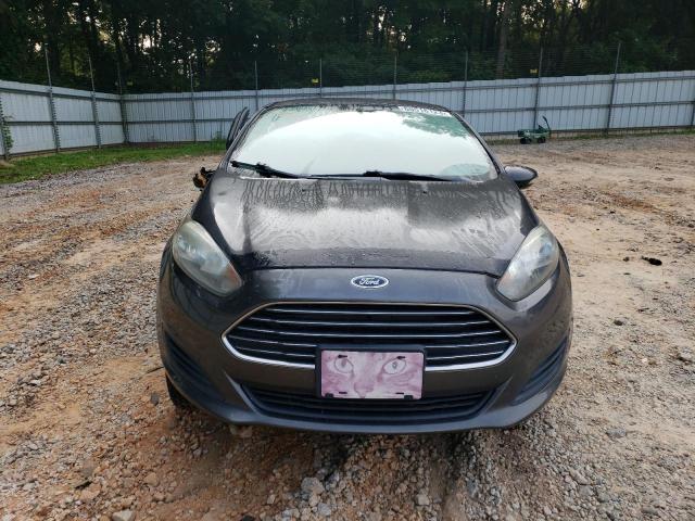 3FADP4EJ6GM154117 - 2016 FORD FIESTA SE GRAY photo 5