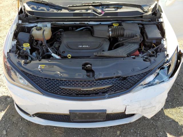 2C4RC1EG2JR168224 - 2018 CHRYSLER PACIFICA TOURING L PLUS WHITE photo 12