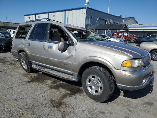 5LMFU28A9YLJ24780 - 2000 LINCOLN NAVIGATOR TAN photo 4