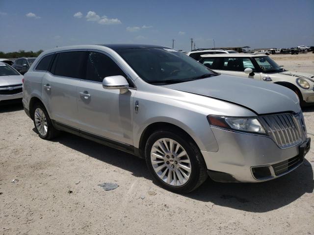 2LMHJ5FRXABJ25381 - 2010 LINCOLN MKT SILVER photo 4