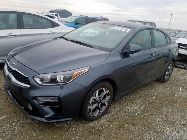 3KPF24AD0KE082125 - 2019 KIA FORTE FE  photo 2