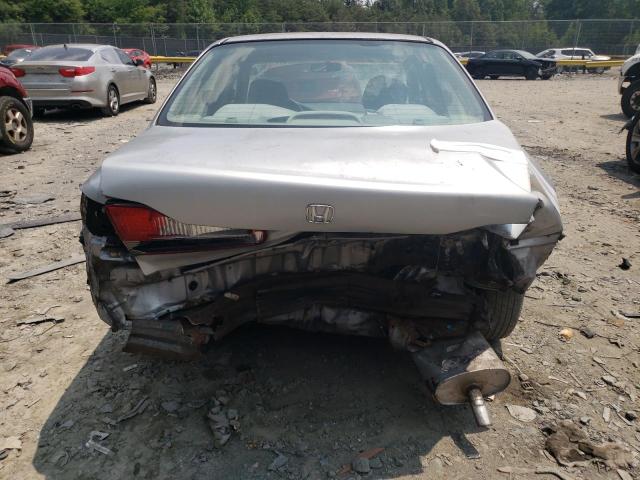 1HGCF86692A023555 - 2002 HONDA ACCORD VALUE SILVER photo 6