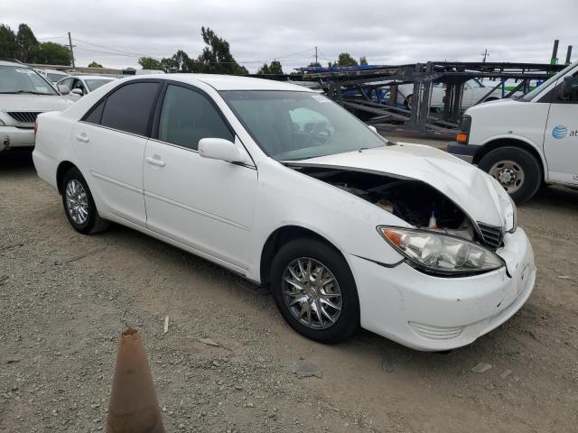 4T1BE32K66U722788 - 2006 TOYOTA CAMRY LE WHITE photo 4