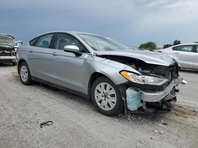 3FA6P0G76LR168938 - 2020 FORD FUSION S SILVER photo 4