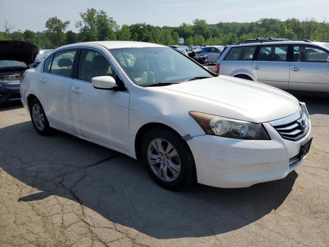 1HGCP2F4XBA078878 - 2011 HONDA ACCORD LXP WHITE photo 4