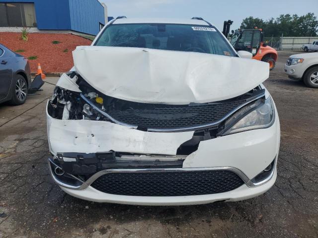 2C4RC1BG8HR743618 - 2017 CHRYSLER PACIFICA TOURING L WHITE photo 5