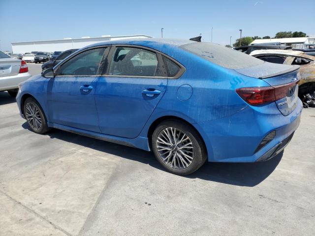 3KPF54AD3NE501399 - 2022 KIA FORTE GT LINE BLUE photo 2