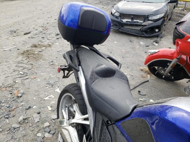 JH2SC631XCK200021 - 2012 HONDA VFR1200 F BLUE photo 6