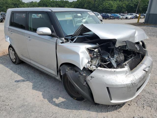 JTLZE4FE0A1098904 - 2010 TOYOTA SCION XB 银色 照片 4