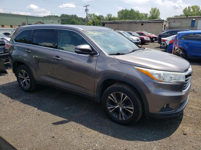 5TDKKRFH9GS500797 - 2016 TOYOTA HIGHLANDER XLE رمادي صورة 4