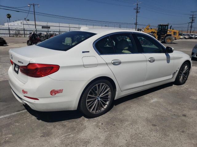 WBAJA9C53JB033378 - 2018 BMW 530E WHITE photo 3