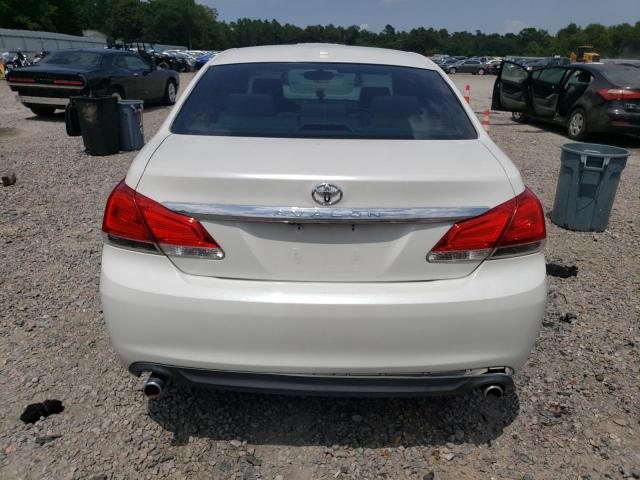 4T1BK3DB2BU427784 - 2011 TOYOTA AVALON BASE WHITE photo 6