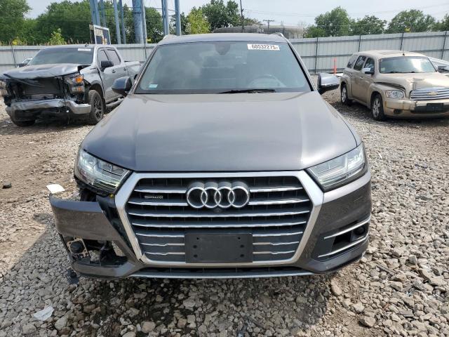 WA1VAAF70JD036496 - 2018 AUDI Q7 PRESTIGE GRAY photo 5
