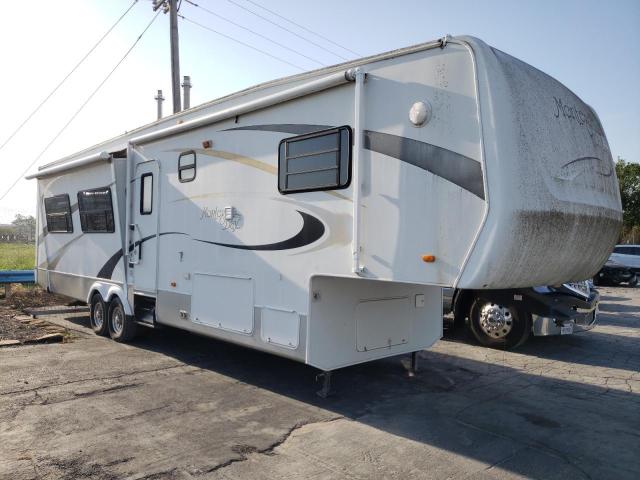 4EZFM362586125849 - 2008 MONT 5TH WHEEL WHITE photo 1