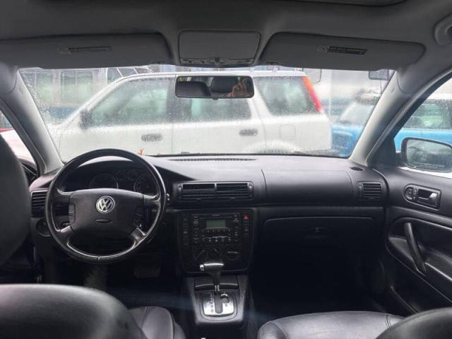 WVWPD63B03P253883 - 2003 VOLKSWAGEN PASSAT GLS BLACK photo 9