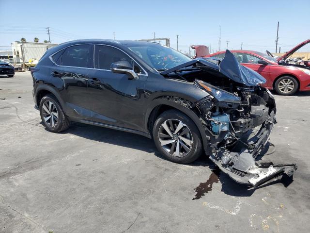JTJYARBZ1J2101793 - 2018 LEXUS NX 300 BASE შავი ფოტო 4
