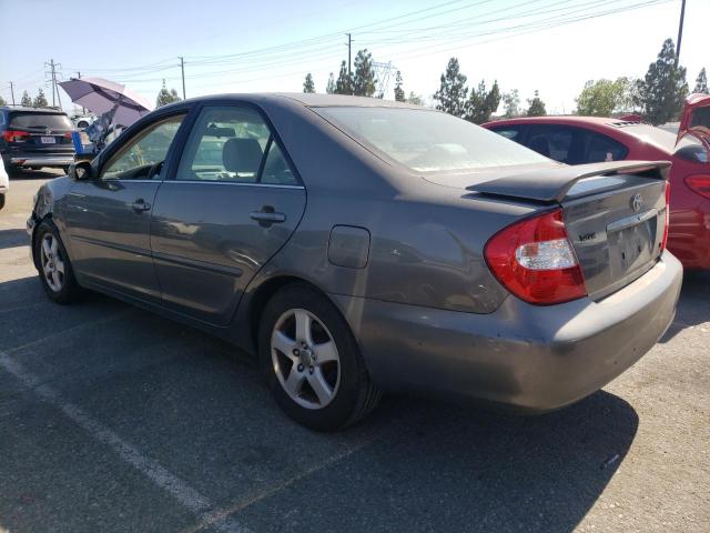 4T1BF32K63U562839 - 2003 TOYOTA CAMRY LE GRAY photo 2