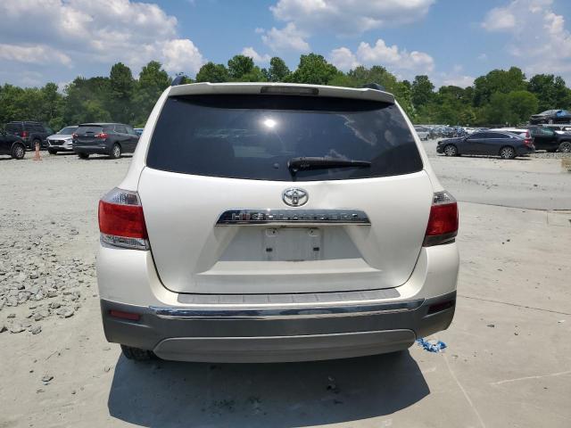 5TDZK3EH2BS028030 - 2011 TOYOTA HIGHLANDER BASE WHITE photo 6