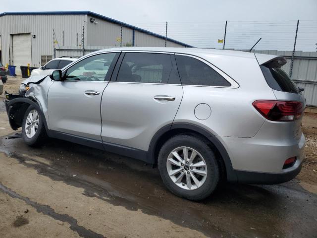 5XYPG4A51LG631656 - 2020 KIA SORENTO S SILVER photo 2