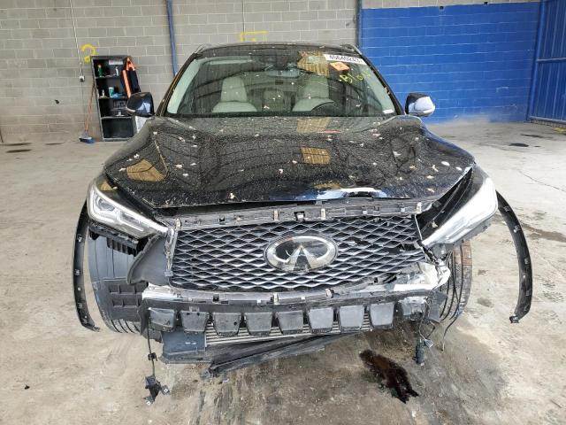 3PCAJ5M34KF120424 - 2019 INFINITI QX50 ESSENTIAL BLUE photo 5