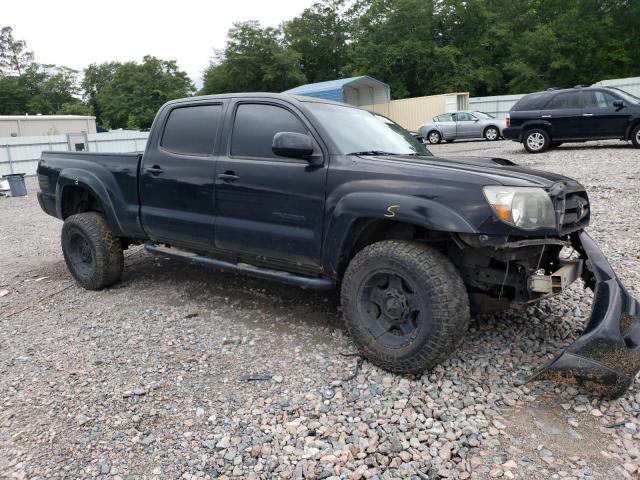 3TMKU72N69M018463 - 2009 TOYOTA TACOMA DOUBLE CAB PRERUNNER LONG BED BLACK photo 4