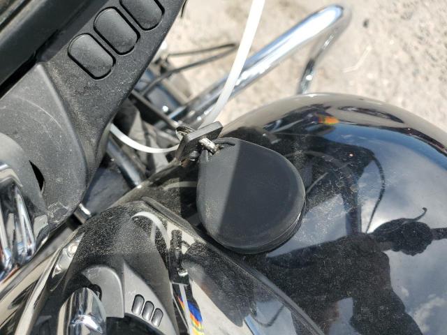 1HD1KBC14KB647571 - 2019 HARLEY-DAVIDSON FLHX 黑色 照片 8