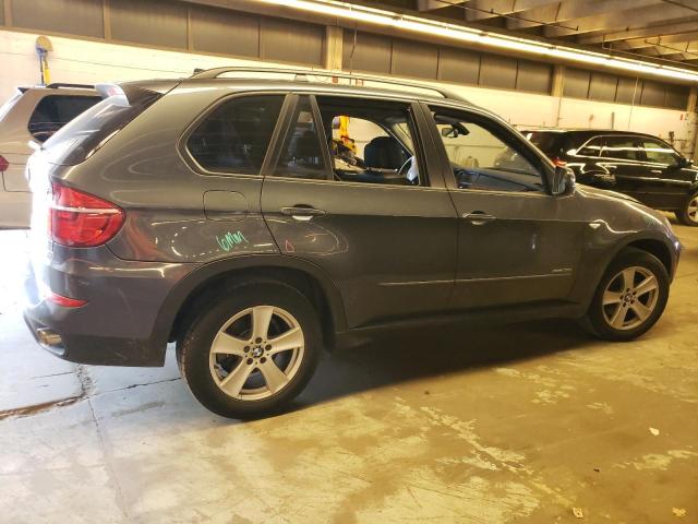 5UXZW0C52BL655869 - 2011 BMW X5 XDRIVE35D GRAY photo 3