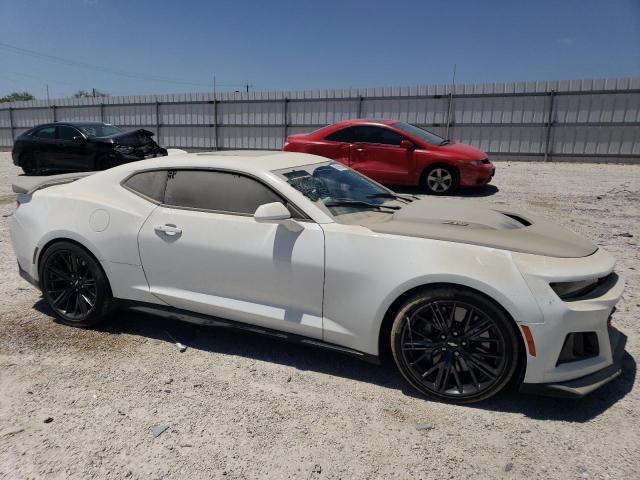 1G1FK1R66J0123345 - 2018 CHEVROLET CAMARO ZL1 白色 照片 4