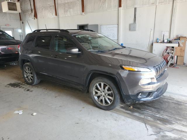 1C4PJMCB9JD599037 - 2018 JEEP CHEROKEE LATITUDE ნაცრისფერი ფოტო 4