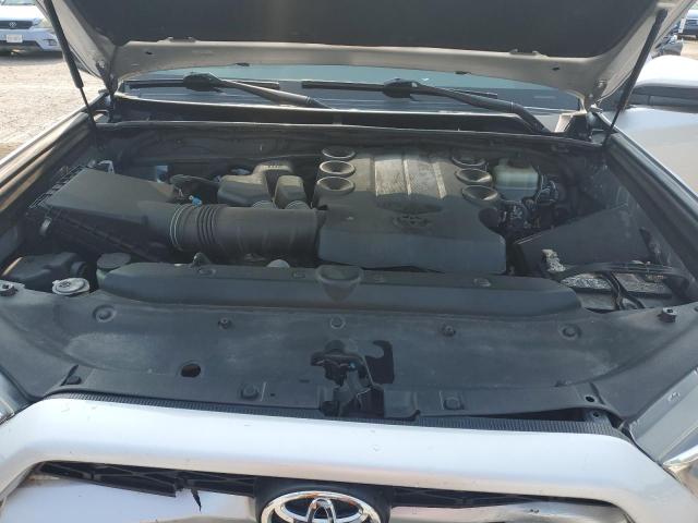 JTEBU5JR0H5417913 - 2017 TOYOTA 4RUNNER SR5/SR5 PREMIUM 银色 照片 12