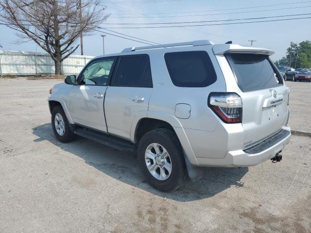 JTEBU5JR0H5417913 - 2017 TOYOTA 4RUNNER SR5/SR5 PREMIUM 银色 照片 2