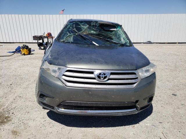 5TDZA3EH2DS039521 - 2013 TOYOTA HIGHLANDER BASE GRAY photo 5